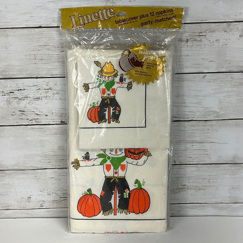Vintage Linette fall scarecrow paper table cover with matching napkins
